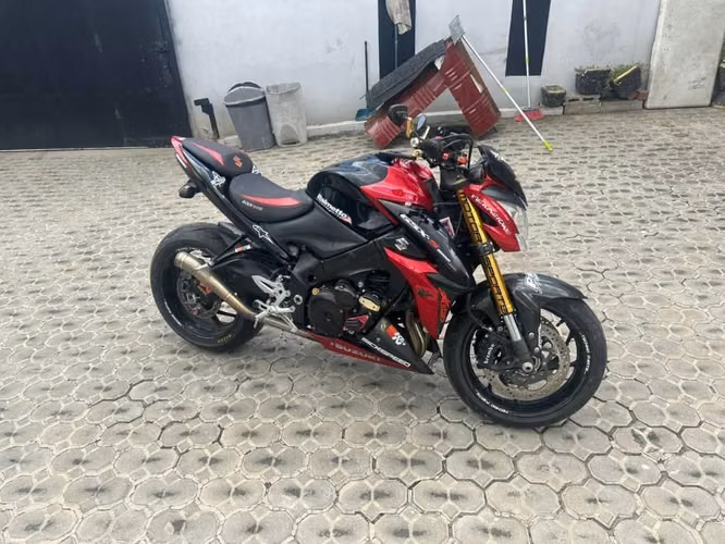2016 Suzuki Szki Gxs S1000 - foto 1