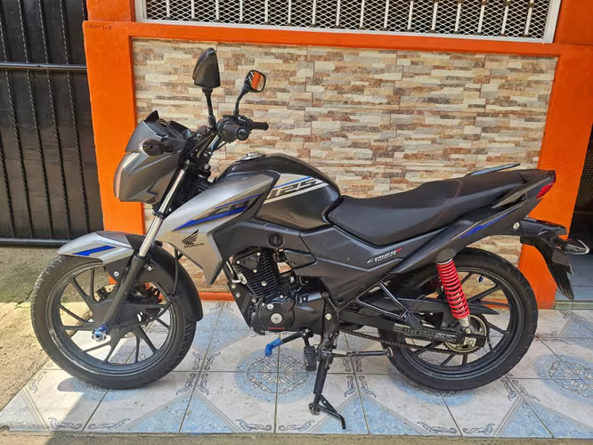 2024 Honda CB 125F Twister