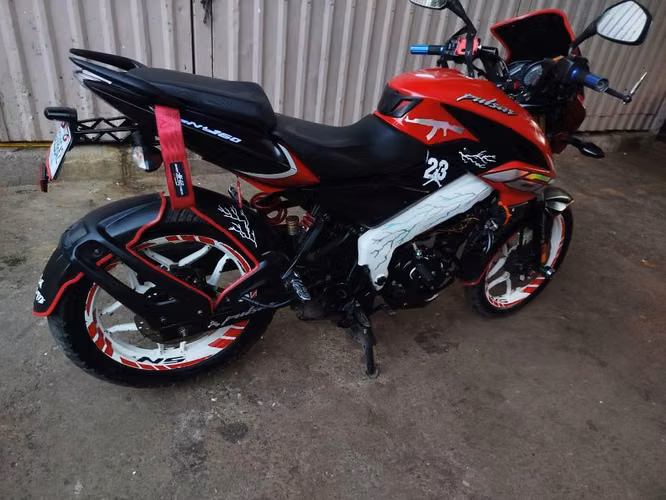2023 Bajaj Pulsar - foto 1