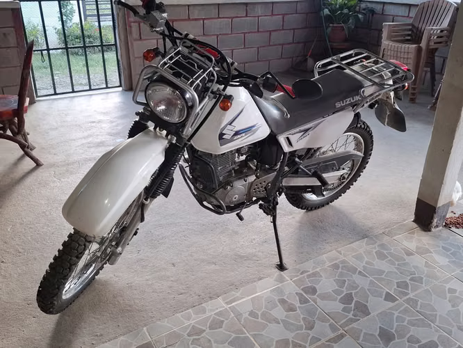 Suzuki DR200 2020 - foto 1