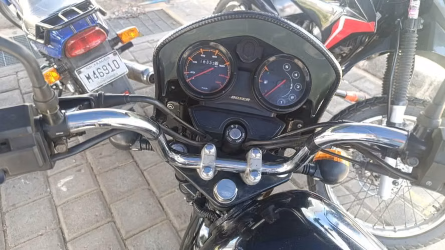 2024 Bajaj Boxer 150 - foto 1