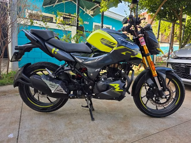 2026 Hero Hunk 160r 4v