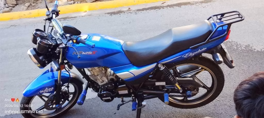 2023 Genesis Hj