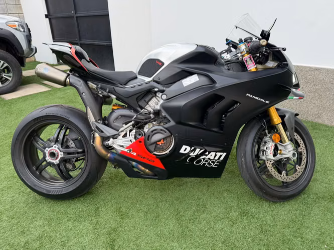 2023 Ducati Panigale V4 SP2