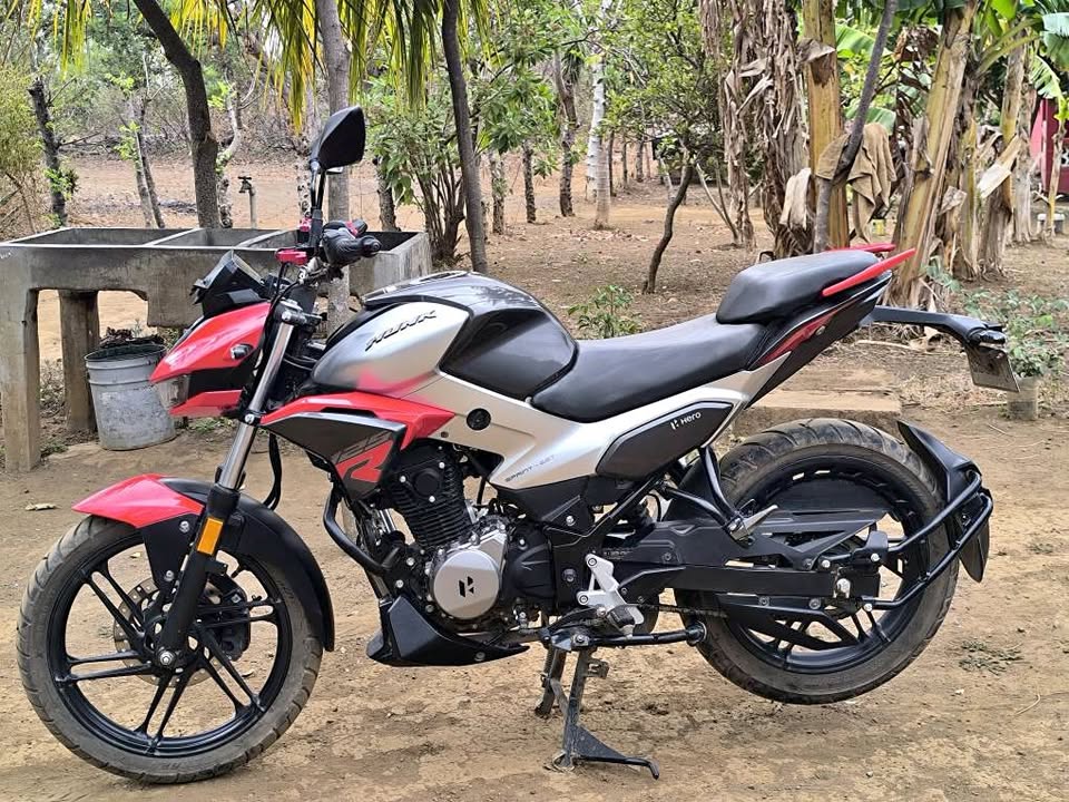 2026 Hero hunk 125r