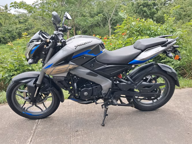 2025 Bajaj Ns160ug