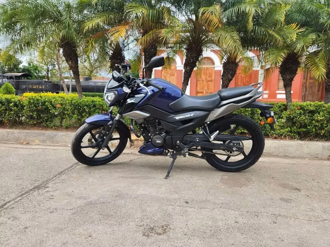 2025 Tvs Motor RAIDER - foto 1
